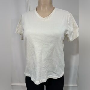 L.L. Bean Women's Tee, V-Neck Short-Sleeve
Size Medium